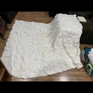 Anthropology Lazybones rosette quilt